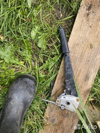 Рычаг ручного тормоза priora