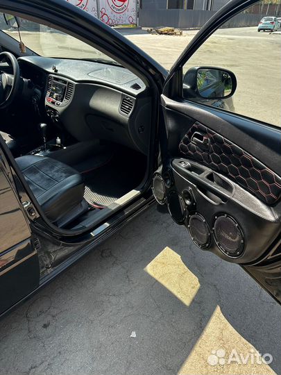 Kia Rio 1.4 AT, 2010, 209 000 км