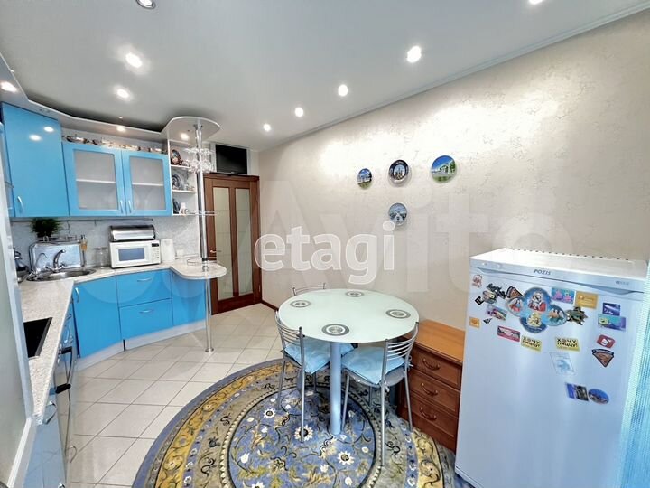 2-к. квартира, 78,1 м², 15/17 эт.