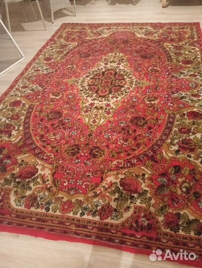 Ковры шерстяные