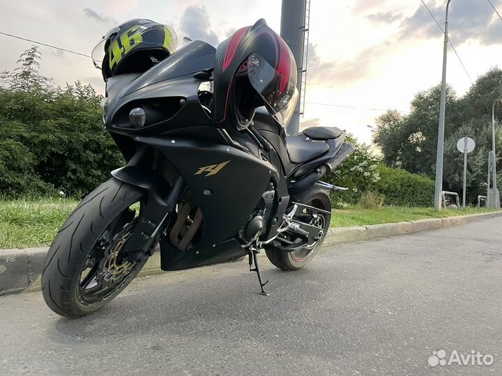 Yamaha yzf r1