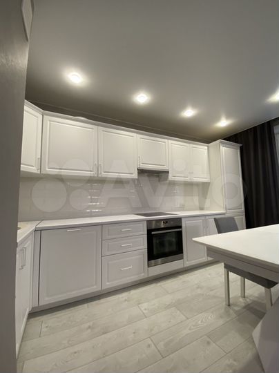 3-к. квартира, 75,6 м², 11/18 эт.