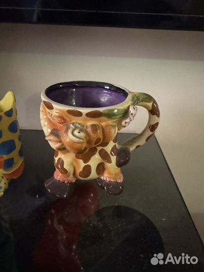 Сувениры жираф, чащка и подставка под ручки