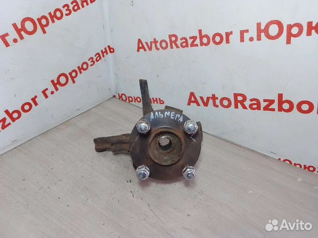 Поворотный кулак передний левый Nissan Almera N16