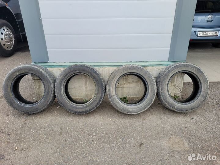 Maxxis MA-STL Presa Ice 215/65 R16 98Q