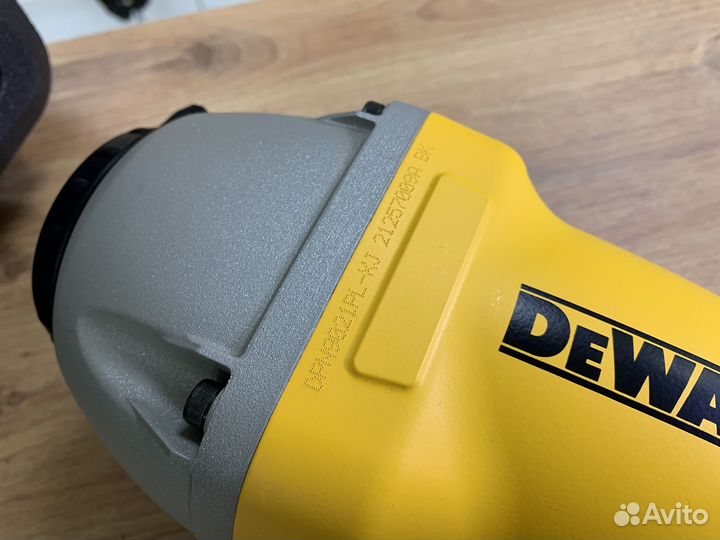 Пневматический нейлер Dewalt DPN9021PL (21) 45-90