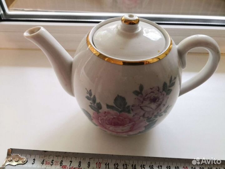 Винтажный керамический чайник