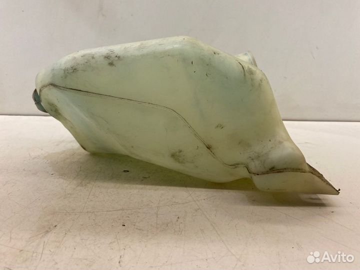 Бачок стеклоомывателя Subaru Impreza седан 1.8