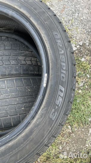 Dunlop Graspic DS3 215/55 R17