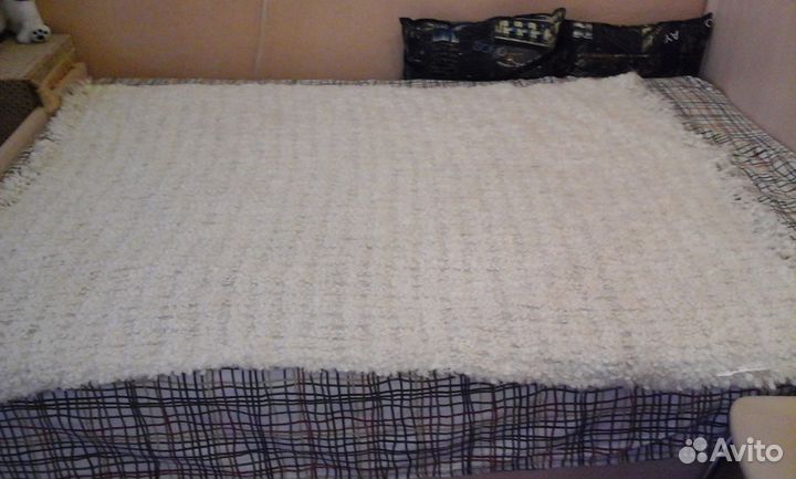 Покрывало и плед