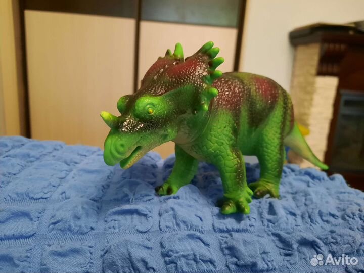 Игрушки фигурки животных