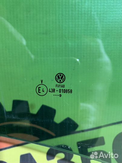 Стекло задней правой двери VW Polo 5. 2019 год