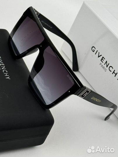 Солнцезащитные очки givenchy новинка