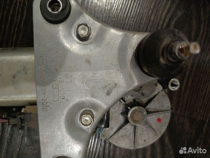 Моторчик заднего дворника нива