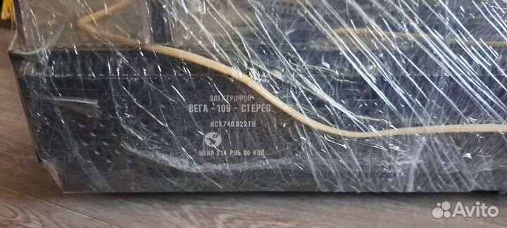 Проигрыватель винила вега 109