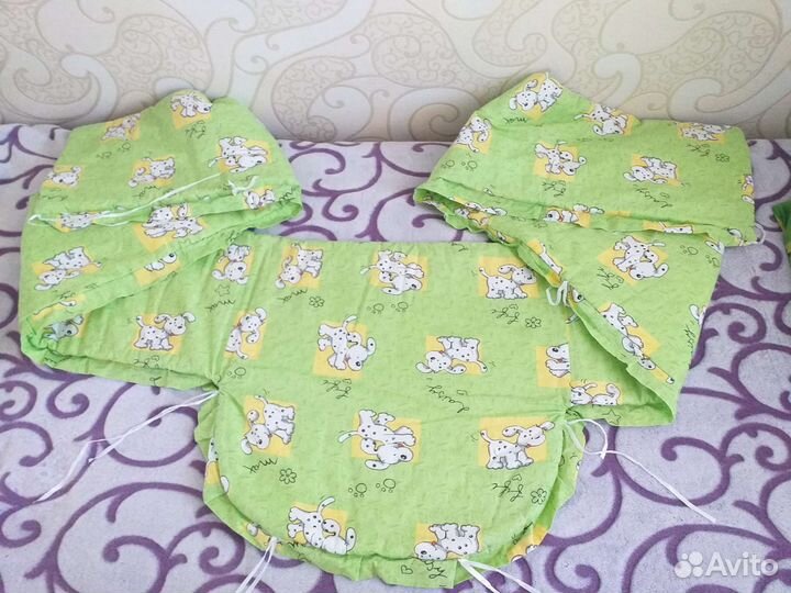 Бортики в кроватку