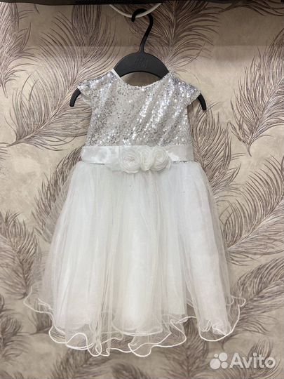 Нарядное платье для девочки