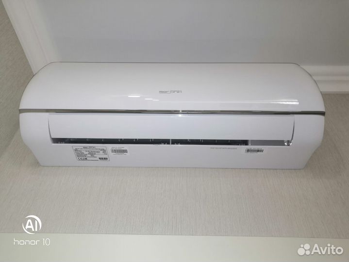 Кондиционер Aeronik ASI-09HS5/ASO-09HMS5