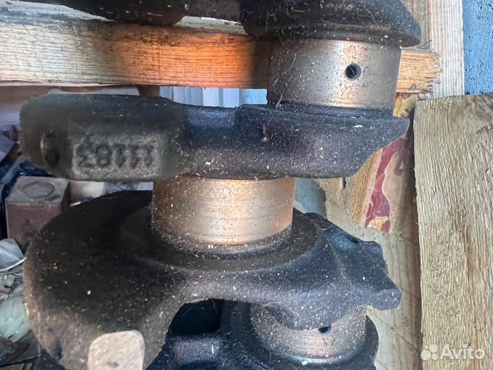 Коленвал 11183 под ремонт