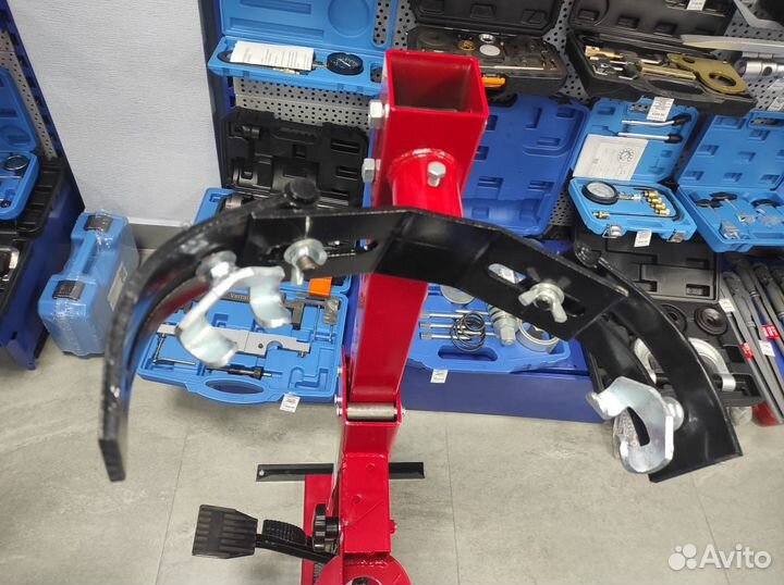 Стяжка пружин гидравлическая (ножная)