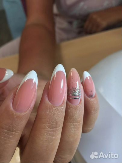 Маникюр, шеллак, гель-лак
