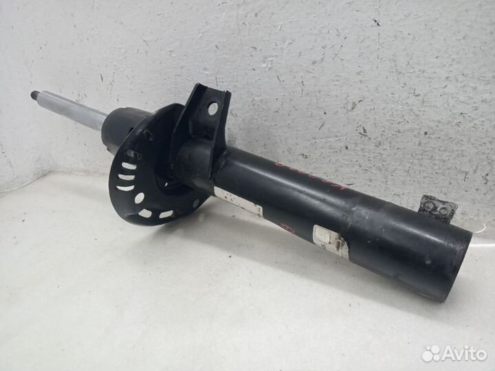 Амортизатор volkswagen passat CC Передний