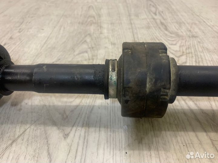 Привод передний правый Toyota Avensis T25 1zzfe