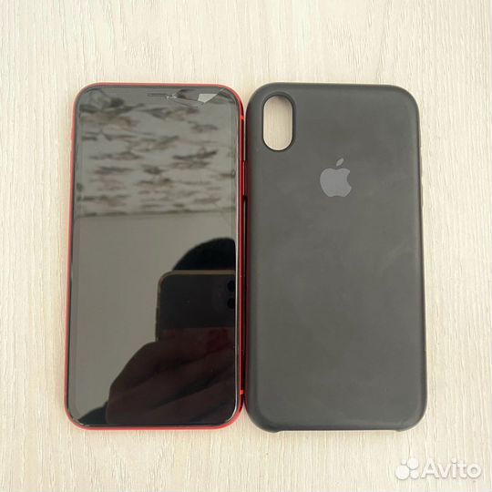 iPhone xr 64gb red