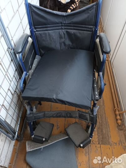 Инвалидное кресло