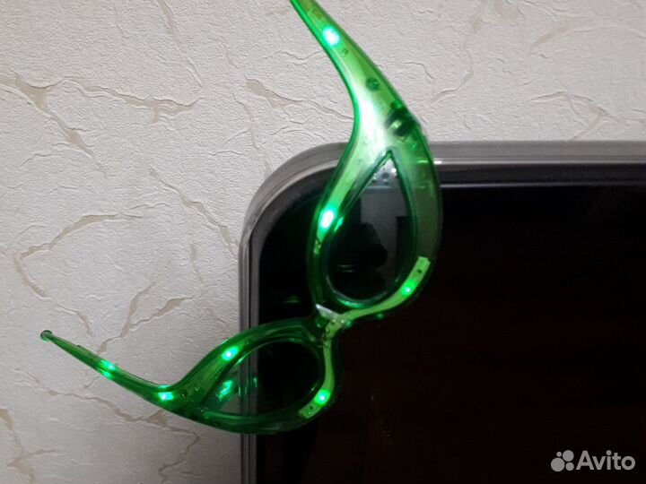 Очки на батарейках