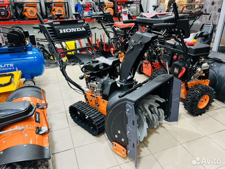 Снегоочиститель гусеничный Honda HS90 / 13HP