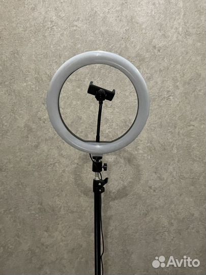 Штатив для телефона с лампой