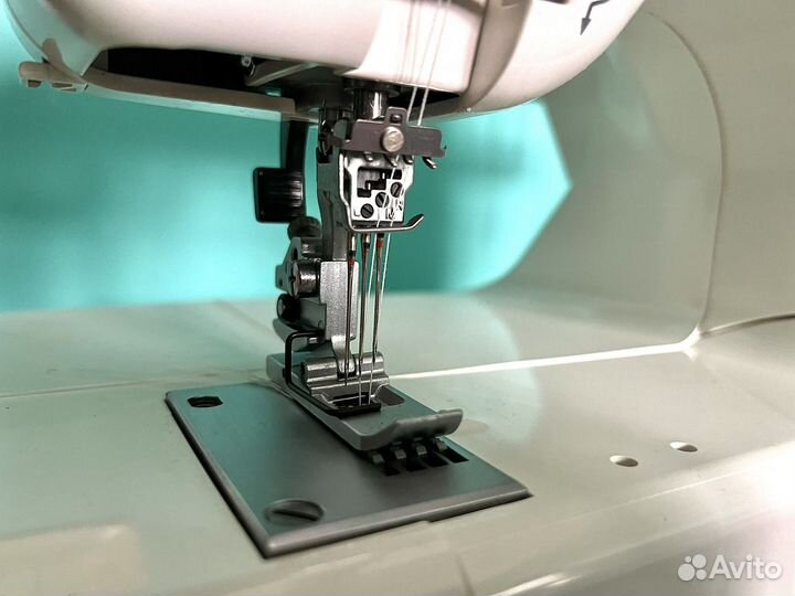 Распошивальная машина Janome Cover Pro 7