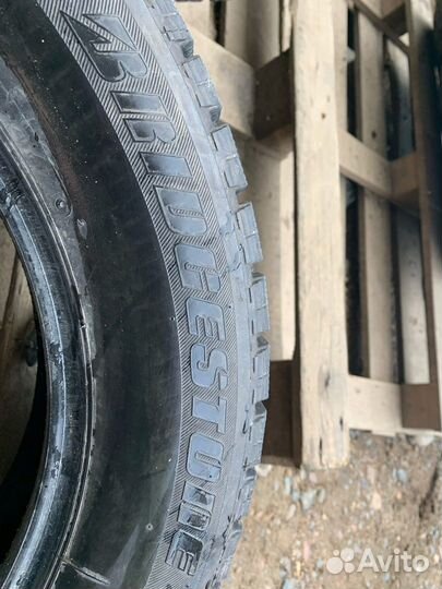 Bridgestone Blizzak Revo1 205/60 R16