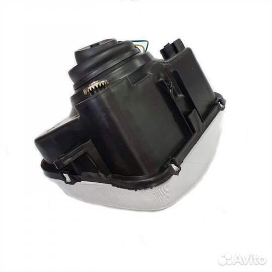 Фара Yamaha YBR125 в сборе (квадратная)