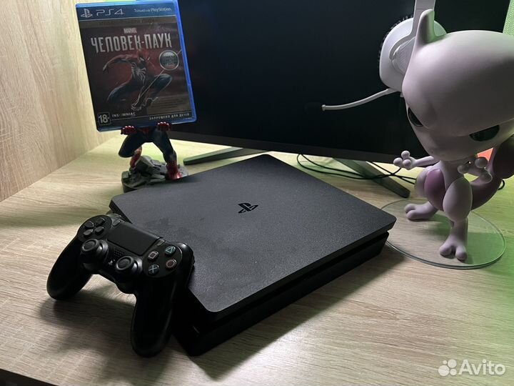 Sony PS4 slim