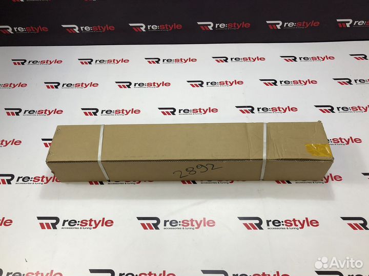 Молдинги дверей Toyota Land Cruiser 200 12-15г