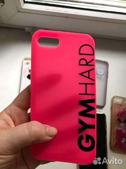 Чехлы на iPhone 7