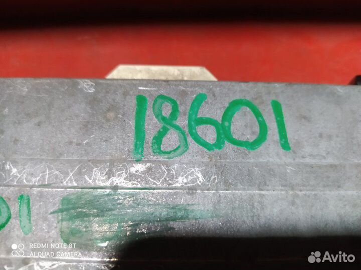 Пепельница передняя Audi 100 седан 2.8 AAH 1993