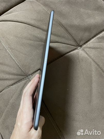 iPad 8 2020 32gb с симкартой
