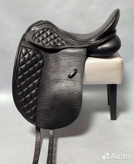 Выездковое седло Ryder Legacy