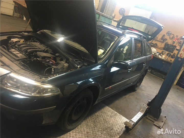 Разбор на запчасти Renault Laguna 2 2001-2008