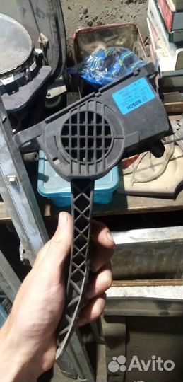 Электропедаль bosh LADA (Гранта, Калина, Приора)