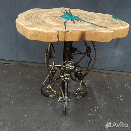 Столик кофейный 