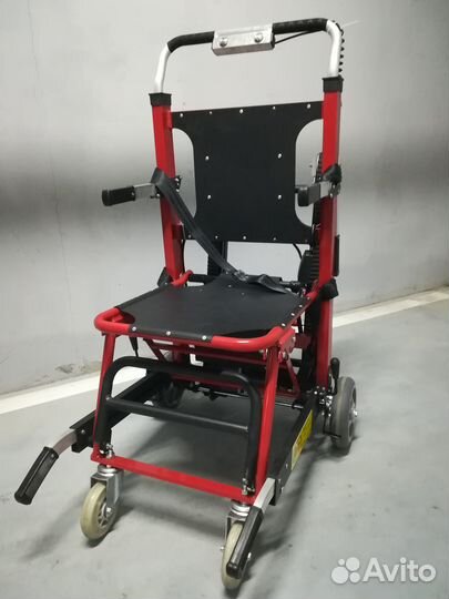 Гусеничный электроподъемник