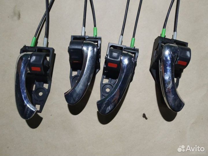 Ручки открывания с замком внутр. Toyota Rav4 XA30