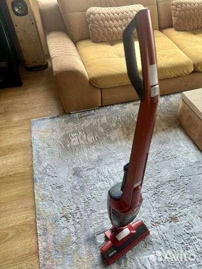 Электровеник -пылесос Polaris