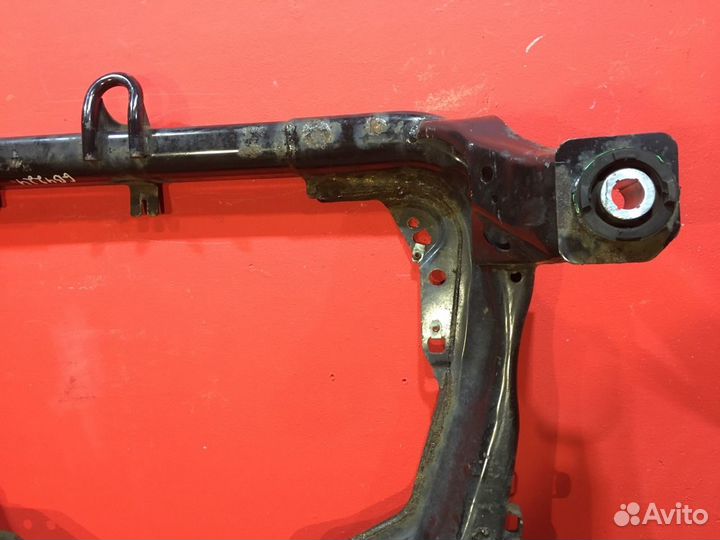 Подрамник передний Land Rover Range Rover Evoque