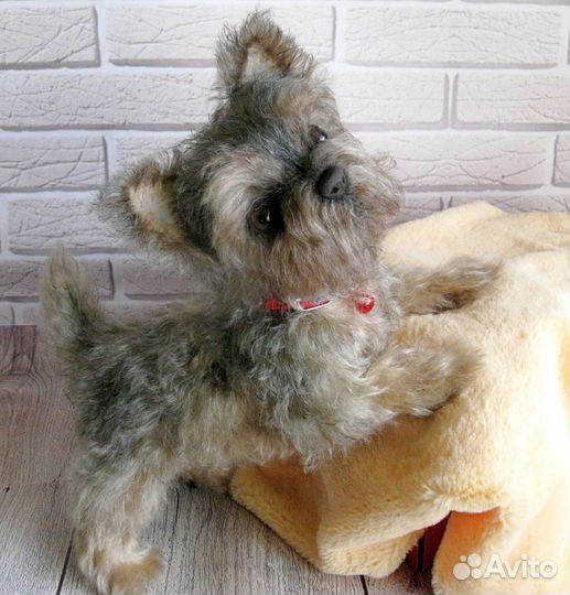 Реалистичный щенок йорка