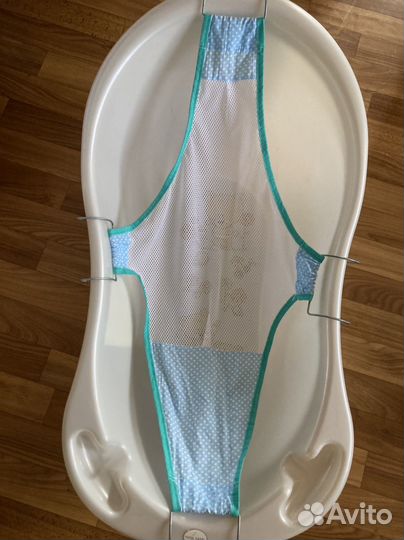 Ванночка для купания с горкой